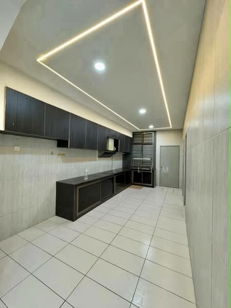 2-storey Terraced House for Sale in Taman Bestari Indah (Ulu Tiram) - Jovel Lim - Kitchen - PropertyGuru.com.my