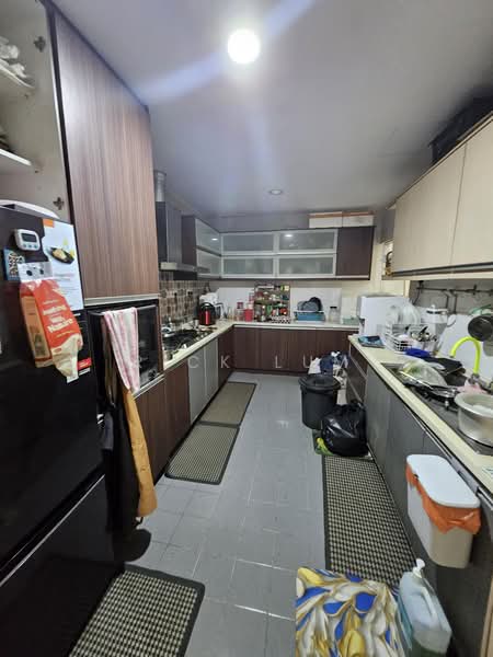 Rumah Teres 2.5 Tingkat untuk Dijual di Sierramas (Sungai Buloh) - Rick Lum - Kitchen - PropertyGuru.com.my