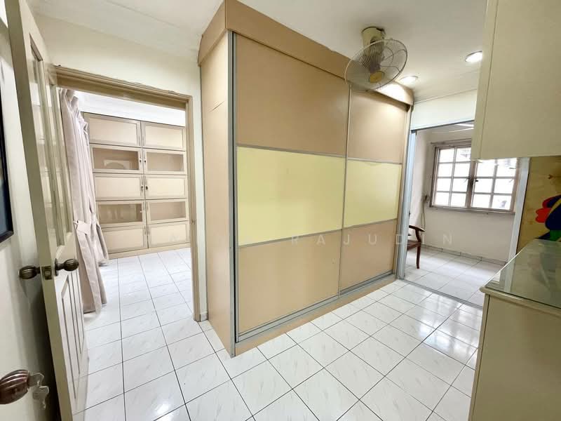Rumah Berkembar untuk Dijual di Seksyen 9 (Shah Alam) - Zuraina Rajudin - Interior - PropertyGuru.com.my