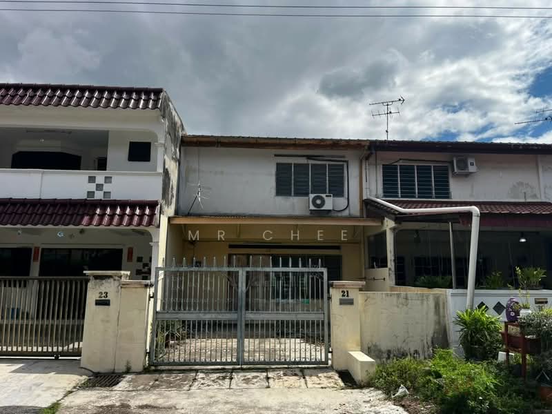 Rumah Teres 2 Tingkat untuk Dijual di Taman Ipoh Jaya (Ipoh) - Mr Chee - Exterior - PropertyGuru.com.my