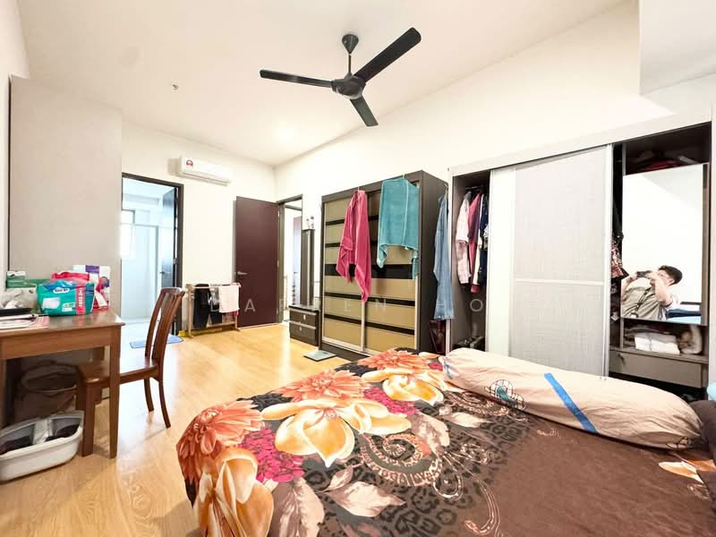 Condominium for Sale at Bay Point @ Country Garden Danga Bay - Darren Ho - Bedroom - PropertyGuru.com.my