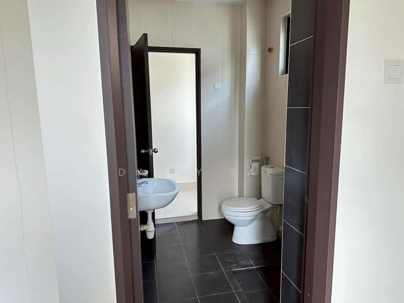 2-storey Terraced House for Sale in Johor Bahru (Johor) - Danny Yap - Bathroom - PropertyGuru.com.my