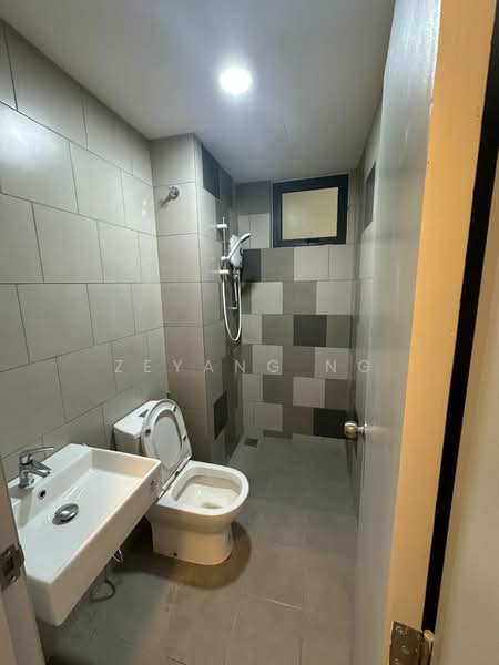 Servis Apartment untuk Disewa di Helix2 @ PJ South - Zeyang Ng - Bathroom - PropertyGuru.com.my