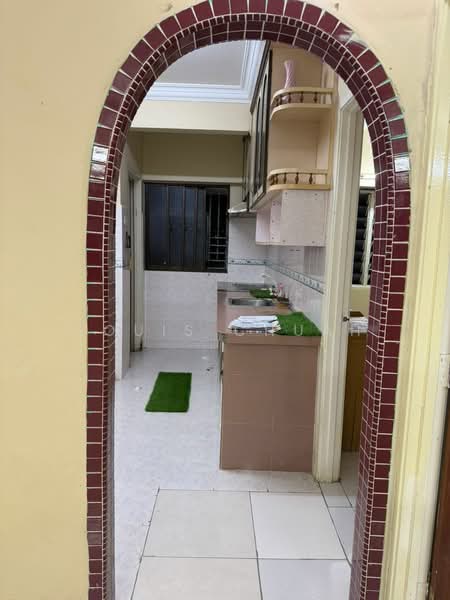 Pangsapuri untuk Disewa di Bukit Jambul Indah Apartment - Louis Chuah - Kitchen - PropertyGuru.com.my