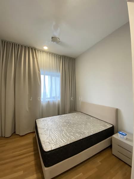 Servis Apartment untuk Disewa di Cyperus @ Tropicana Gardens - John Khaw - Bedroom - PropertyGuru.com.my