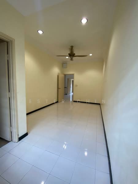 Rumah Teres 2 Tingkat untuk Dijual di Bukit Jelutong (Shah Alam) - Ester Chin - PropertyGuru.com.my