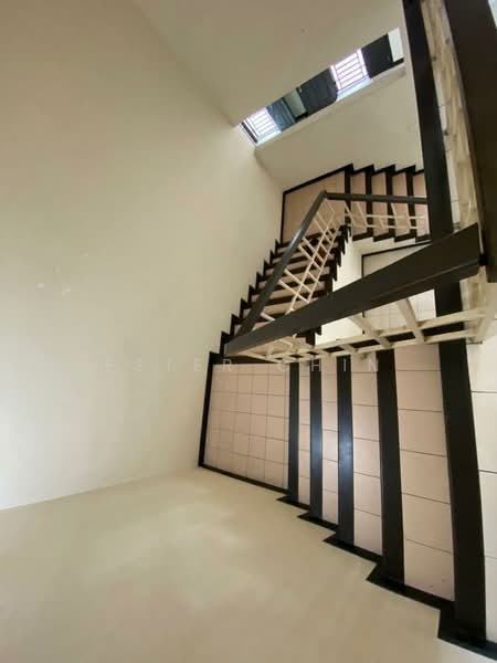 Rumah Teres 2 Tingkat untuk Dijual di Bukit Jelutong (Shah Alam) - Ester Chin - PropertyGuru.com.my