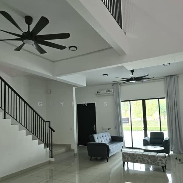 Rumah Teres untuk Dijual di Bandar Cassia (Batu Kawan) - Glynnis Ng - Living Room - PropertyGuru.com.my