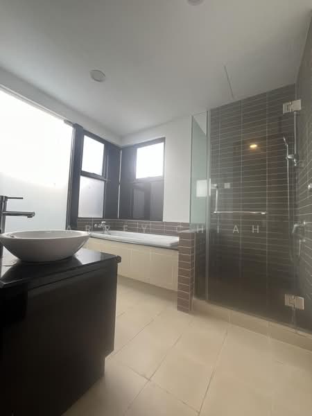 2.5-storey Terraced House for Rent in Pusat Bandar Puchong (Puchong) - Carrey Chiah - PropertyGuru.com.my