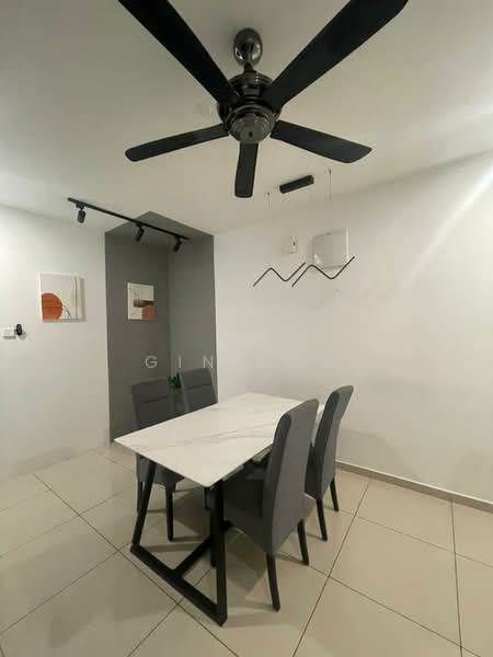 Servis Apartment untuk Disewa di Kenwingston Avenue - Gin Low - Dining Room - PropertyGuru.com.my