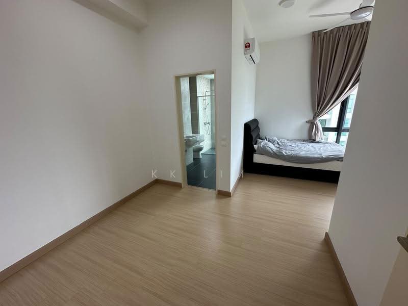 Condominium for Rent at Brezza Hill - KK Lim - Bedroom - PropertyGuru.com.my