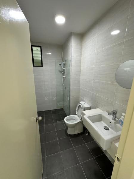 Condominium for Rent at Brezza Hill - KK Lim - Bathroom - PropertyGuru.com.my