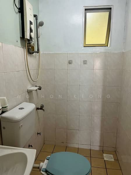 Pangsapuri untuk Disewa di Desa Tanjung - Ng Hon Keong - Bathroom - PropertyGuru.com.my