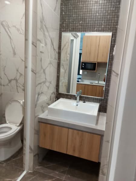 Service Residence for Sale at The Grand Subang Jaya SS13 - Chan . - Bathroom - PropertyGuru.com.my