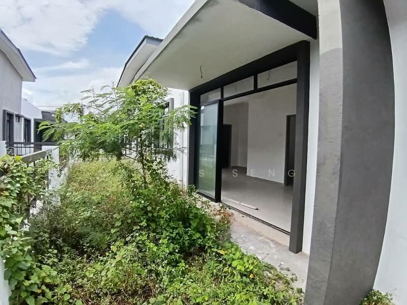 Semi-Detached House for Sale in Pinggir Pengkalan Permai (Ipoh) - Marcus Seng - Exterior - PropertyGuru.com.my