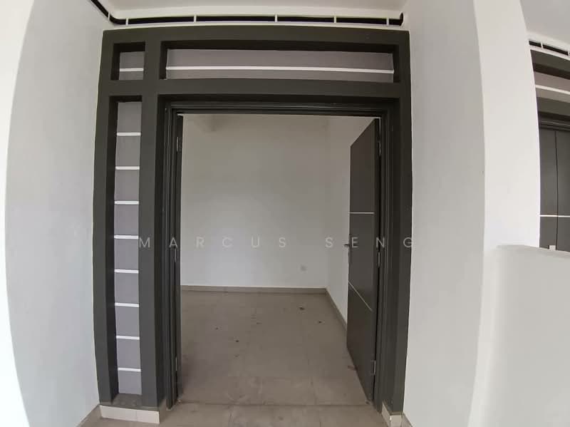 Semi-Detached House for Sale in Pinggir Pengkalan Permai (Ipoh) - Marcus Seng - Entrance - PropertyGuru.com.my