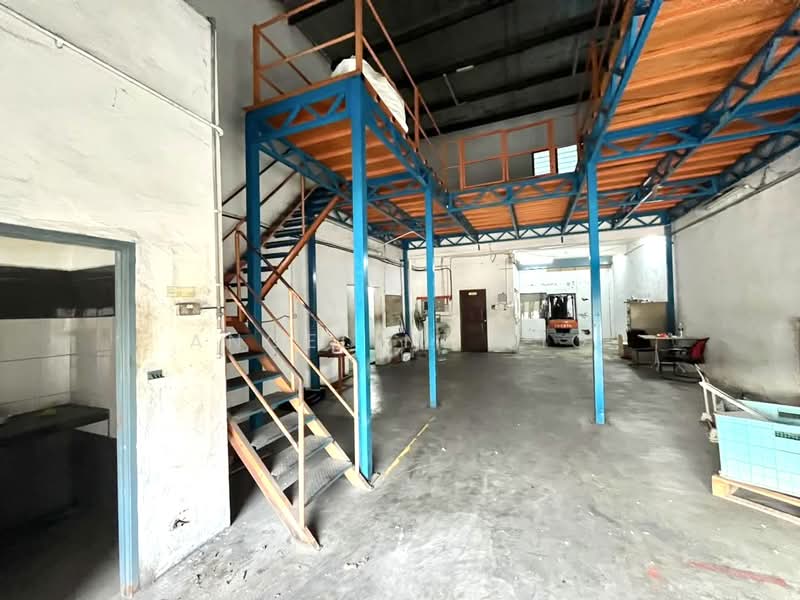 Warehouse for Rent in Tmn Perindustrian Ringan Usahajaya (Bukit Mertajam) - Angeline Tio - Interior - PropertyGuru.com.my