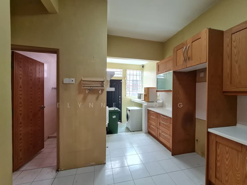 2.5-storey Terraced House for Sale in Tanjung Bungah (Penang) - Elynne Leong - Kitchen - PropertyGuru.com.my