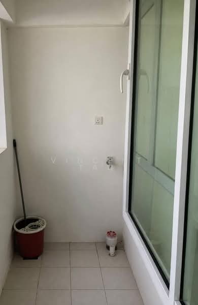 Kondominium untuk Disewa di The Zen - Vincent Tan - Balcony - PropertyGuru.com.my