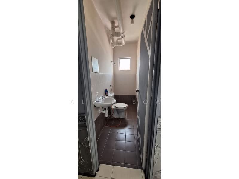 Pangsapuri untuk Dijual di Mesra Villa - Alvin Sow - Bathroom - PropertyGuru.com.my