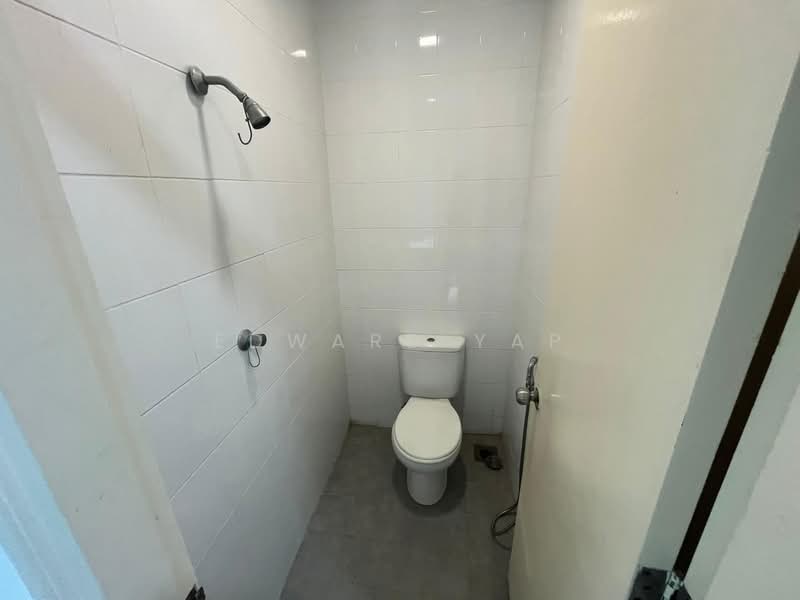 Condominium for Rent at Kiaramas Ayuria - Edward Yap - Bathroom - PropertyGuru.com.my