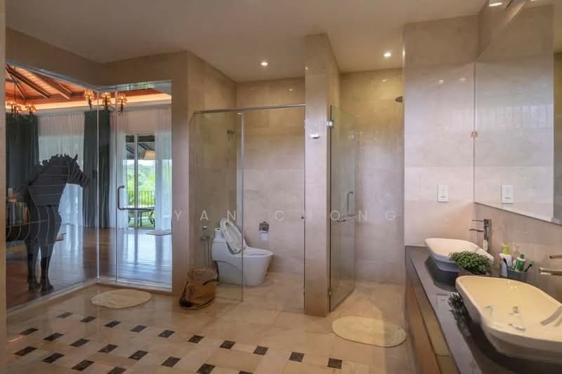 Rumah Banglo untuk Dijual di Setia Eco Park (Setia Alam) - Ryan Chong - Bathroom - PropertyGuru.com.my