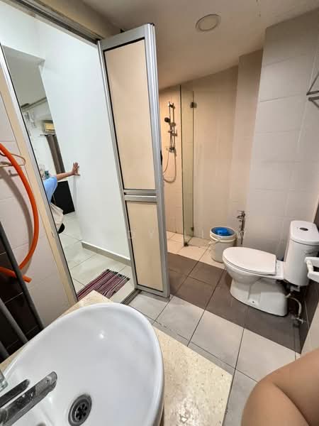 Kondominium untuk Disewa di First Residence (Residensi Unggul) - Mandy Liew - Bathroom - PropertyGuru.com.my