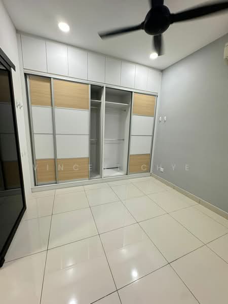 Servis Apartment untuk Disewa di Ten Kinrara - Vincent Chye - Bedroom - PropertyGuru.com.my