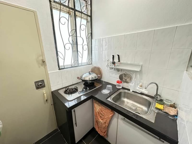 2.5-storey Terraced House for Sale in Tanjung Bungah (Penang) - Elynne Leong - Kitchen - PropertyGuru.com.my
