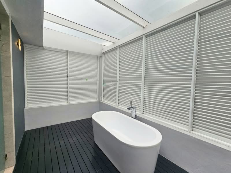 Vila Berkembar untuk Dijual di Putra Heights (Subang Jaya) - Jason Ooi - Bathroom - PropertyGuru.com.my