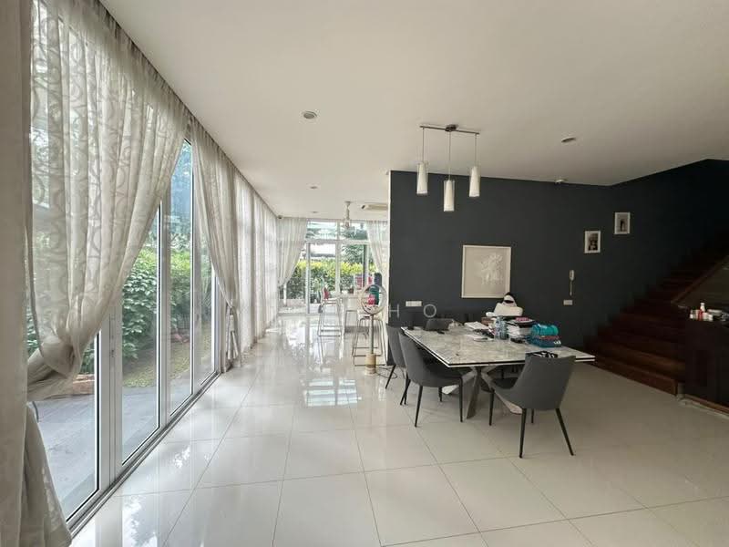 Semi-Detached House for Sale in Ampang Jaya (Ampang) - YK. Ho - Dining Room - PropertyGuru.com.my