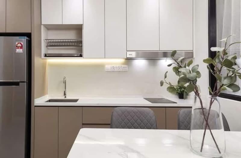 Service Residence for Sale at Ooak Suites @ Kiara 163 - Edward Yap - Kitchen - PropertyGuru.com.my