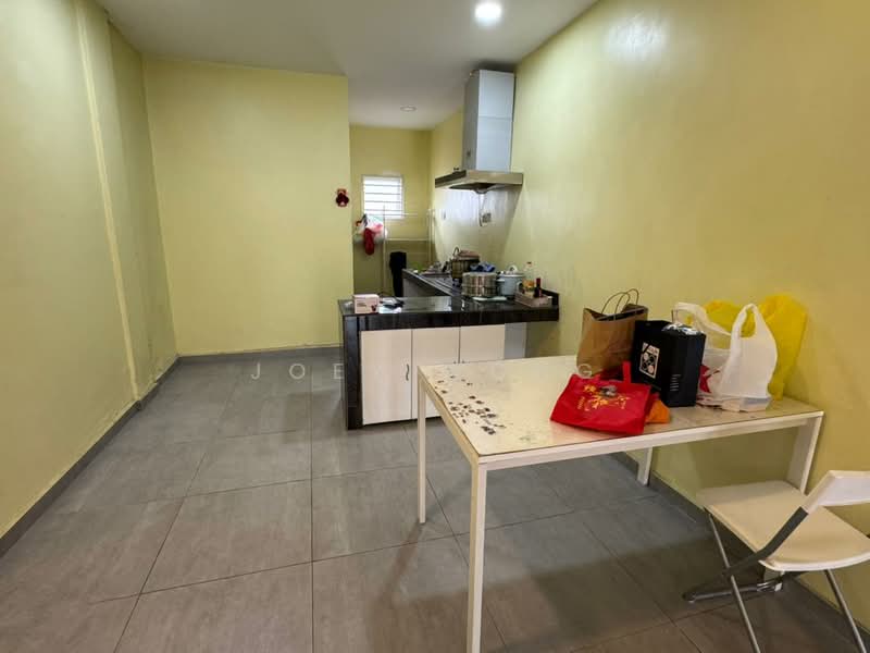 Townhouse for Rent in Taman Gembira (Jalan Klang Lama (Old Klang Road)) - Joey Wong - Kitchen - PropertyGuru.com.my