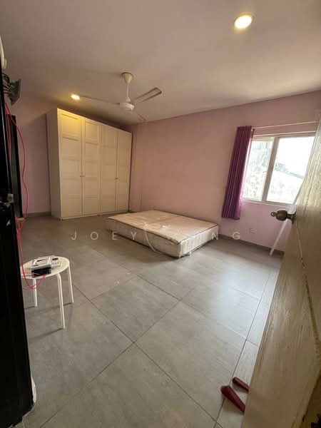Townhouse for Rent in Taman Gembira (Jalan Klang Lama (Old Klang Road)) - Joey Wong - Bedroom - PropertyGuru.com.my