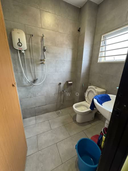 Townhouse for Rent in Taman Gembira (Jalan Klang Lama (Old Klang Road)) - Joey Wong - Bathroom - PropertyGuru.com.my
