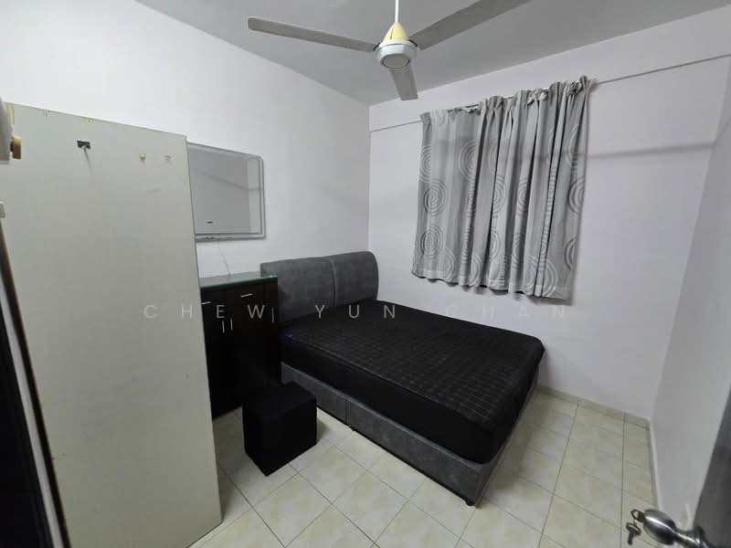 Pangsapuri untuk Disewa di Indah Court Apartment - Chew Yun Chan - Bedroom - PropertyGuru.com.my