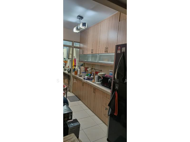 Kondominium untuk Dijual di Platinum Lake PV 13 - Sean Chia - Kitchen - PropertyGuru.com.my