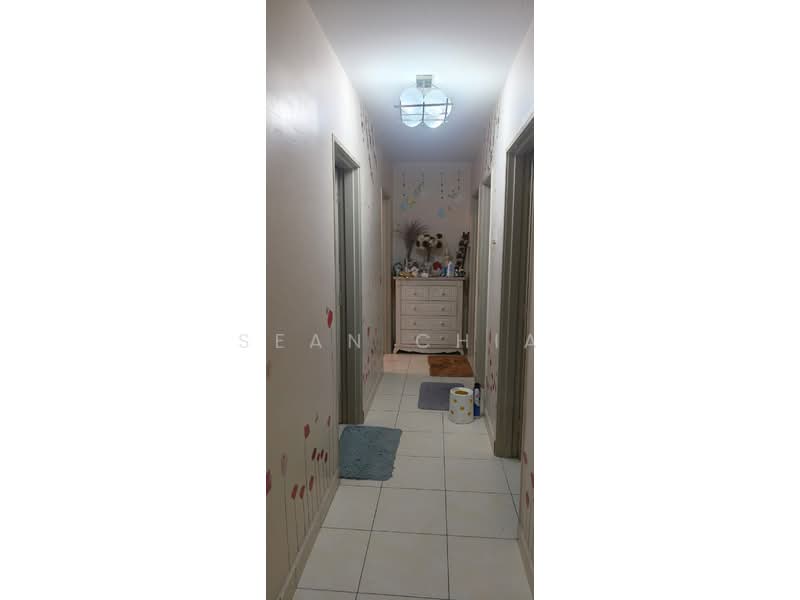 Kondominium untuk Dijual di Platinum Lake PV 13 - Sean Chia - Corridor - PropertyGuru.com.my
