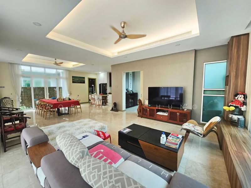 Vila Berkembar untuk Dijual di Putra Heights (Subang Jaya) - Nobeille Chung - Living Room - PropertyGuru.com.my