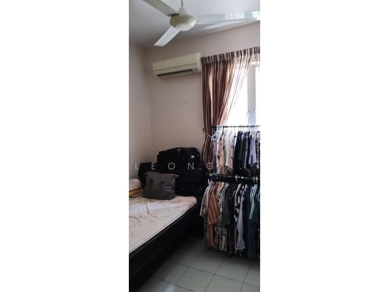Apartment for Sale at Desa Alor Vista - Leong . - Bedroom - PropertyGuru.com.my