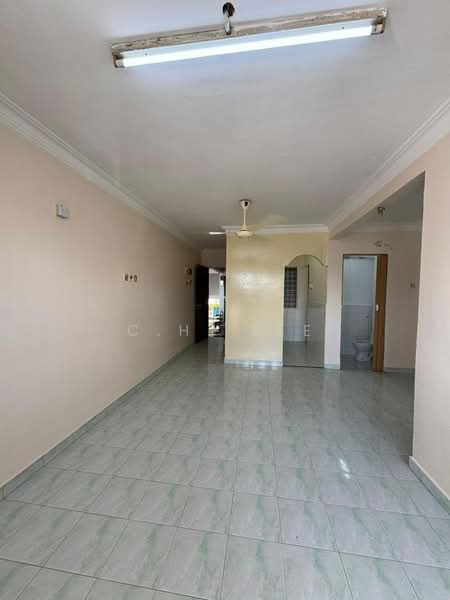 Pangsapuri untuk Dijual di Permata Apartment - C.H. Lee - Living Room - PropertyGuru.com.my