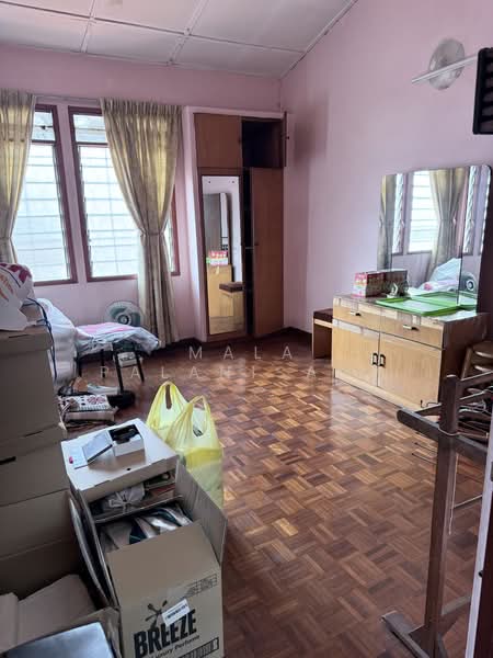 Rumah Teres 2 Tingkat untuk Dijual di Kelana Jaya (Petaling Jaya) - Mala Palanisamy - PropertyGuru.com.my