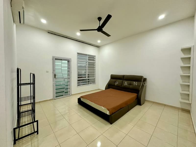 2-storey Terraced House for Rent in Kelapa Sawit (Kulai) - Jackson Pang - Bedroom - PropertyGuru.com.my
