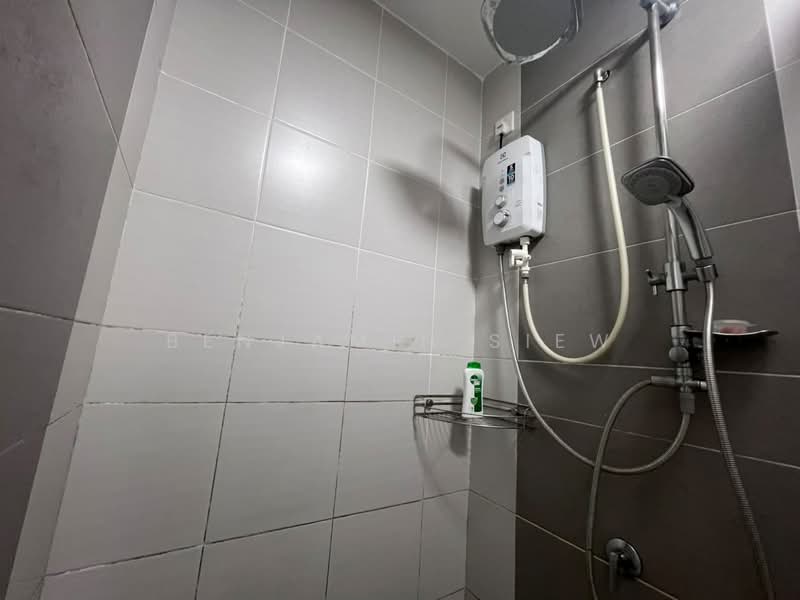 Servis Apartment untuk Disewa di Kiara Plaza - Benjamin Siew - Bathroom - PropertyGuru.com.my