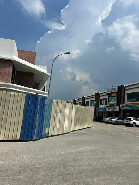 Shop / Office for Sale in Taman Pelangi Indah (Ulu Tiram) - Shirley Pang - Exterior - PropertyGuru.com.my