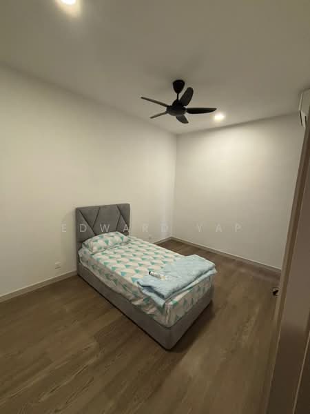 Kondominium untuk Dijual di Park Place - Edward Yap - Bedroom - PropertyGuru.com.my