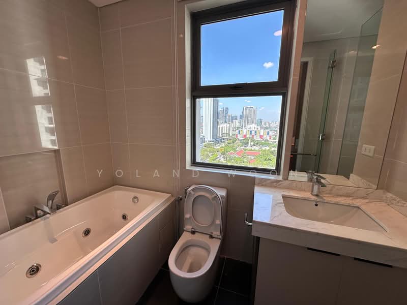 Kondominium untuk Dijual di Capella Embassy (D'Rapport Residences) - Yoland Woon - Master Bathroom - PropertyGuru.com.my