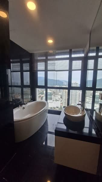Kondominium untuk Disewa di Setia V Residences - HC Tan - Bathroom - PropertyGuru.com.my