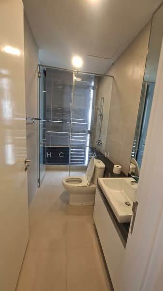Kondominium untuk Disewa di Setia V Residences - HC Tan - Bathroom - PropertyGuru.com.my