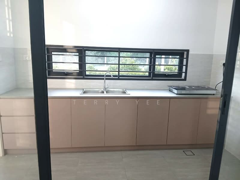 Bungalow House untuk Disewa di Diamond City (Semenyih) - Terry Yee - Kitchen - PropertyGuru.com.my